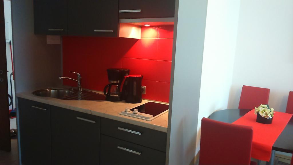 Vila Ema Apartments And Rooms ลูบลิยานา ภายนอก รูปภาพ